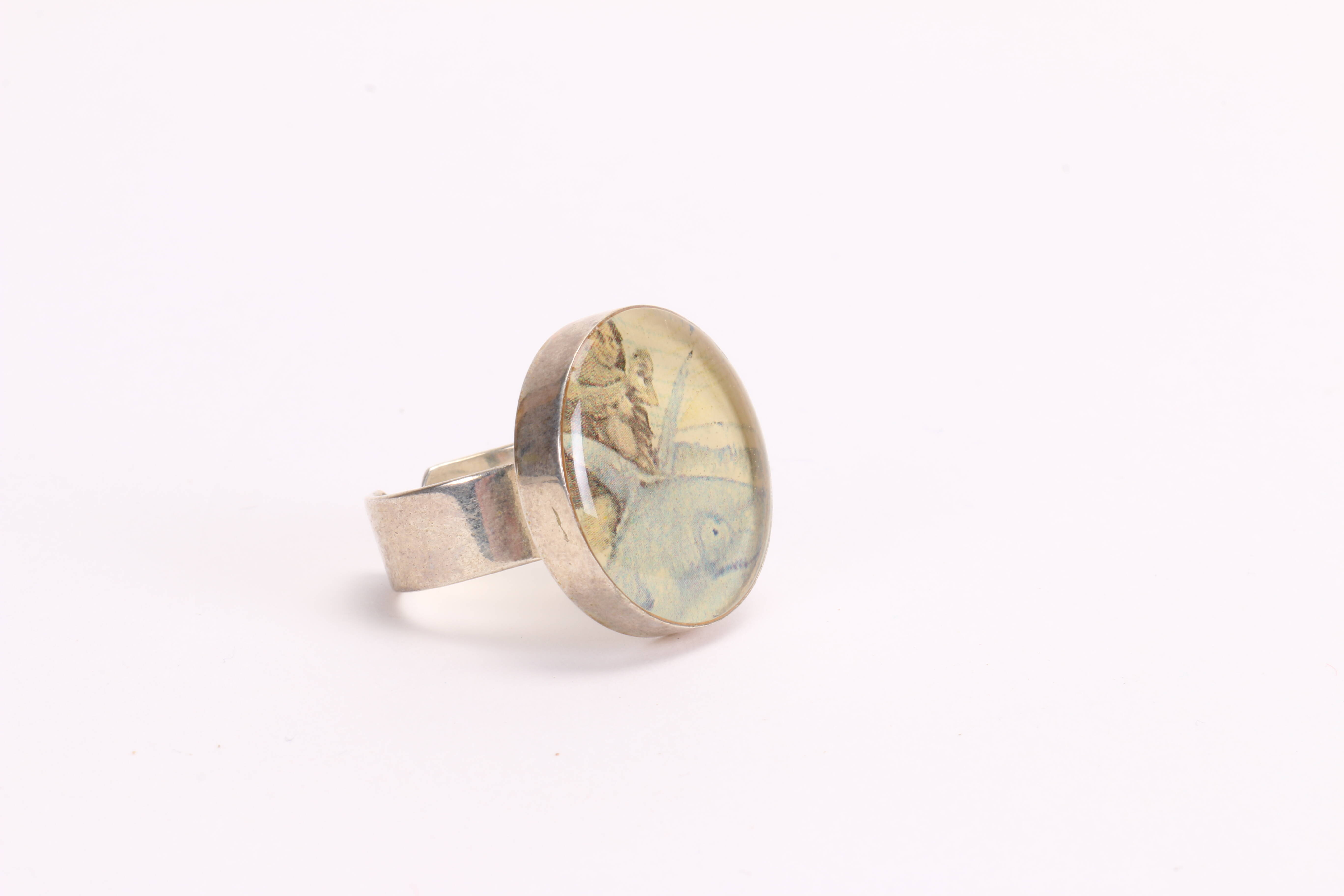 Ring; 2018.68.26; Copyright undetermined - untraced rights owner